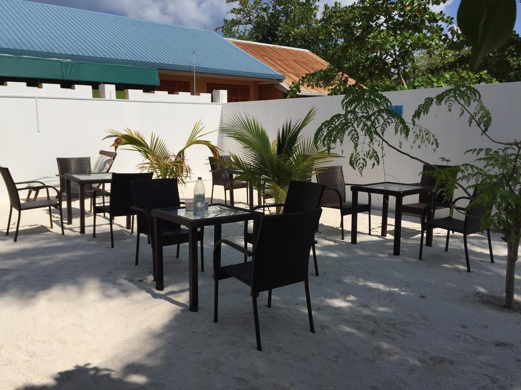 Castle Inn Bodufolhudhoo Exterior foto